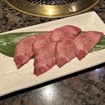 焼にく 和牛食堂 - 上たん