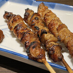 酉や 喜兵衛 - 鶏皮焼き