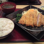 Tonkatsu Katsugen - ロースカツ定食（麦ご飯×磯のり汁）