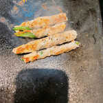 東京鉄板居酒屋 こだま - アスパラ肉巻き ¥580