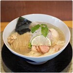 Chuukasoba Narugami Shokudou - 塩中華蕎麦 900円 地鶏の味玉 150円 雲呑 200円