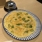 Taishuu Sutando Kandaya - 卵と青唐辛子炒め