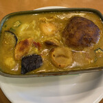 Kikuya Curry - グラタン皿に入った熱々のハンバーグカリー