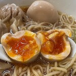 らぁ麺 紫陽花 - 味玉2個