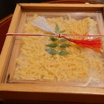 四季彩料理 成一 - 返し寿司底