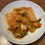 Nishibashi Shokudou - 無料で食べ放題のキムチ
