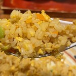 니시바시 식당 사사가와도오리점 - 볶음밥 리프트