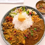 Curry bar nidomi - 