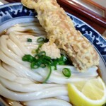 梅田 釜たけうどん - 