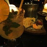 Buddha Bar - モヒート、酒盗クリームチーズ