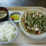 Okonomiyaki Wakatake - お好み焼き定食¥630♪