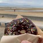 DOUGHNUT HOLIC - 