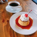 和田珈琲 - ネルドリップコーヒーとプリン