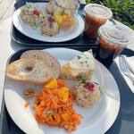 T.Y.HARBOR River Lounge - 