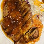 ニユートーキヨー ビヤレストラン - 豚肉リブステーキ