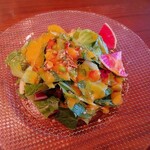 Monsoon Cafe - ロカボナッツとキヌアヘルシーサラダ