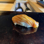 鮨 三心 - サクラマス漬