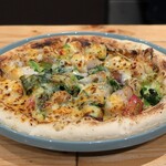 Hathor - 鱧と行者にんにくのピザ