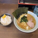 寿々喜家 - らーめん・ライス（麺固め）