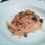 ソース - トマトソースのスパゲティ