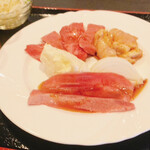 焼肉ほんまもん - 牛上カルビ、ホルモン、タン