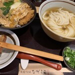 純愛うどん なでしこ - 味彩豚使用カツ丼（ご飯少なめ） ・ひやかけうどん（小サイズ）