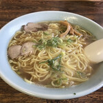 Ramen Kenta - らーめん530円＋大盛150円