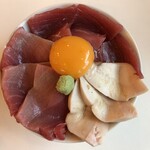 3 color tuna Oyako-don (Chicken and egg bowl)