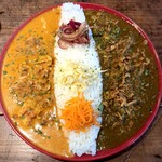 チャンプル・コーナー - 合いがけカレー＠1350円