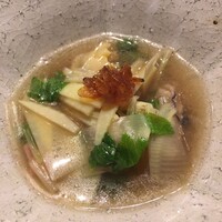旬華 なか村 - 蛤と筍のスープ　桜海老の醬