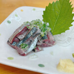 北のどんぶり屋 滝波食堂 - さんまのお刺身