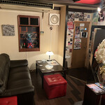 well done - 内観　ソファー