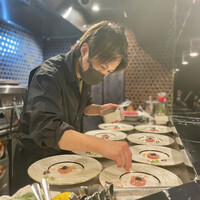 HIKARI - 