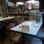 レストラン・テル - 店内のほんの一部