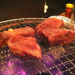 炭火焼肉 ぐら - 厚切り牛タン