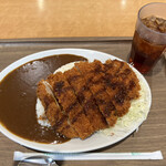 Agetate Tonkatsu Manten Kare - ジャンボチキンカレー・ドリンクセット