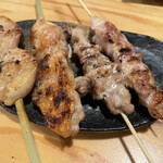 本格炭火焼き鳥専門店べん慶 - 