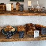 天然こうぼぱん とことこ - 「とことこ」さんで、おやきは、レアなヤツかも鴨(°▽°)