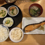 丸重 - 銀鮭の塩焼定食¥1200