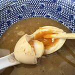 庵悟 - 味玉はベストな黄身。とろーり黄身。