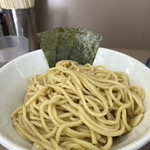 Ango - 麺丼。しっかり〆られた麺は噛みごたえあり。それでいて、スルスルと入る。麺量は大盛400g。つけ麺としては標準か、やや少ないか… でもこのぐらいが丁度良いのだ。