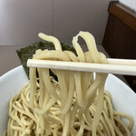 庵悟 - 箸の持ち方を習わなかった子供だったので、今でもこんな感じになってしまう。息子っちの方が上手に使ってる。