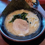 横浜家系ラーメン 鶴乃家 - 