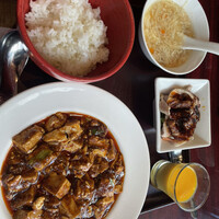 個室中華 頤和園 溜池山王店 - 