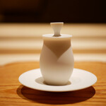 炎水 - この小さな器は？