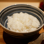 炎水 - お米の炊きあがり方がお見事！ お米は解けるようにさらっとバラけ、甘みを伝えながら口どける絶妙な美味しさ！