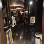 バー ジャダ - R5.4再　B1Fエレベーターが開いたところ