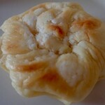 メープルガーデン - 〈メープルの切り株〉メープルシロップしみしみのお菓子パン、パン自体はアップ○リングぽい食感ミャ