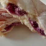 メープルガーデン - 〈ブルーベリーさん〉ブルーベリージャムとクリームチーズという黄金タッグの、ペイストリー