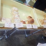 メープルガーデン - 多賀城市役所では金曜にメープルガーデンさんが販売にきますミャ